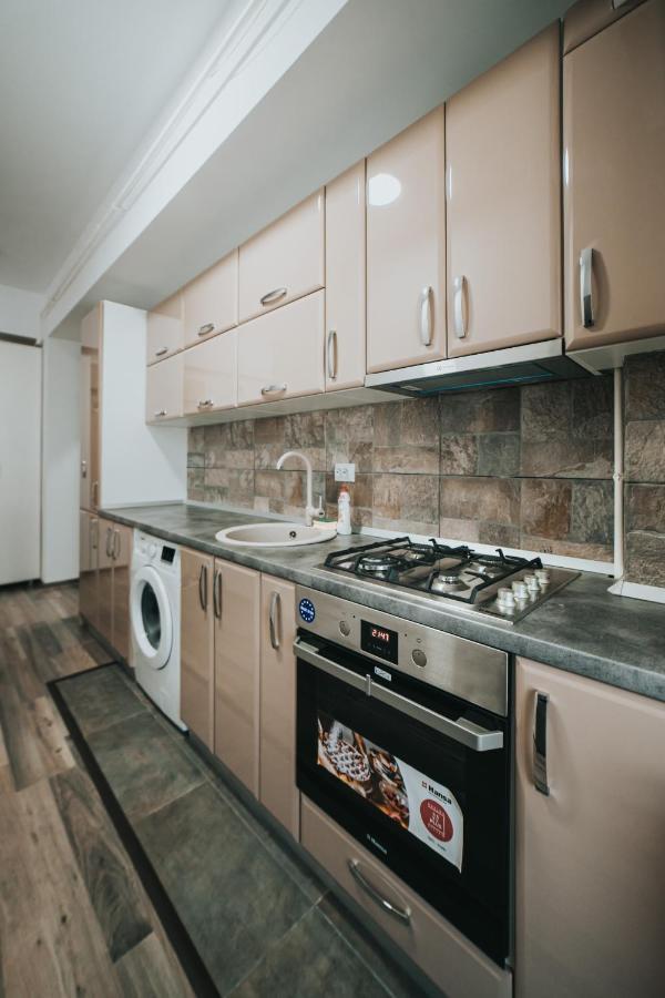 Cozy Studio - Palas Mall Iasi Apartamento Exterior foto