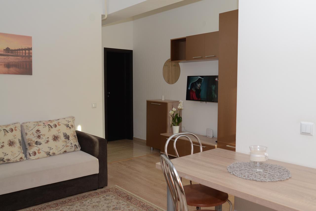 Cozy Studio - Palas Mall Iasi Apartamento Exterior foto